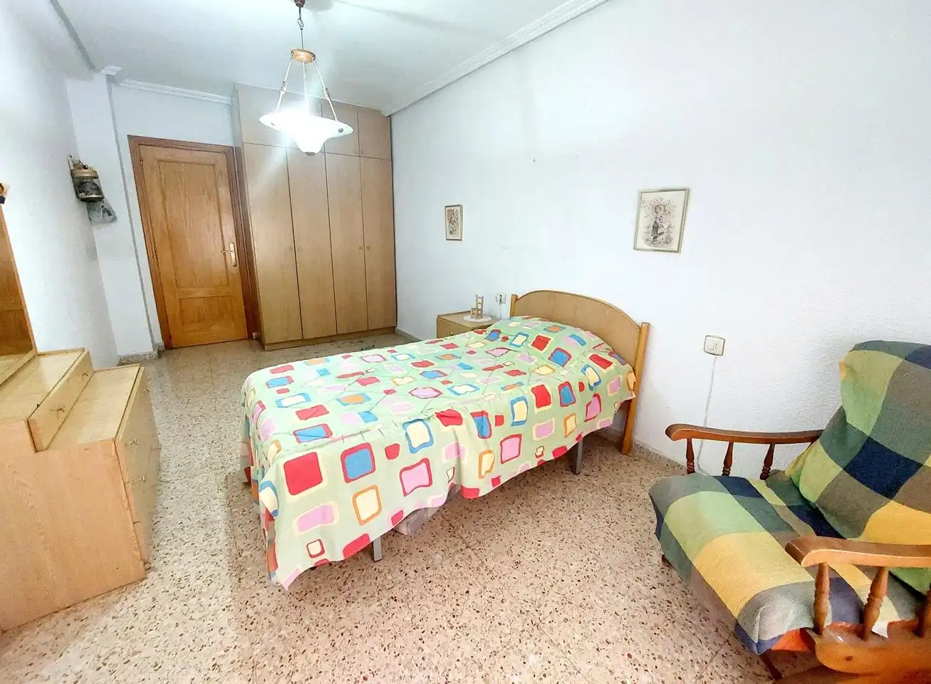 Habitación de Piso en venta en Elche / Elx con Aire acondicionado, Amueblado y Balcón