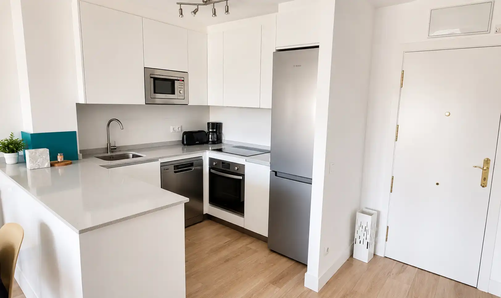 Cocina de Piso de alquiler en Santander con Calefacción, Terraza y Amueblado