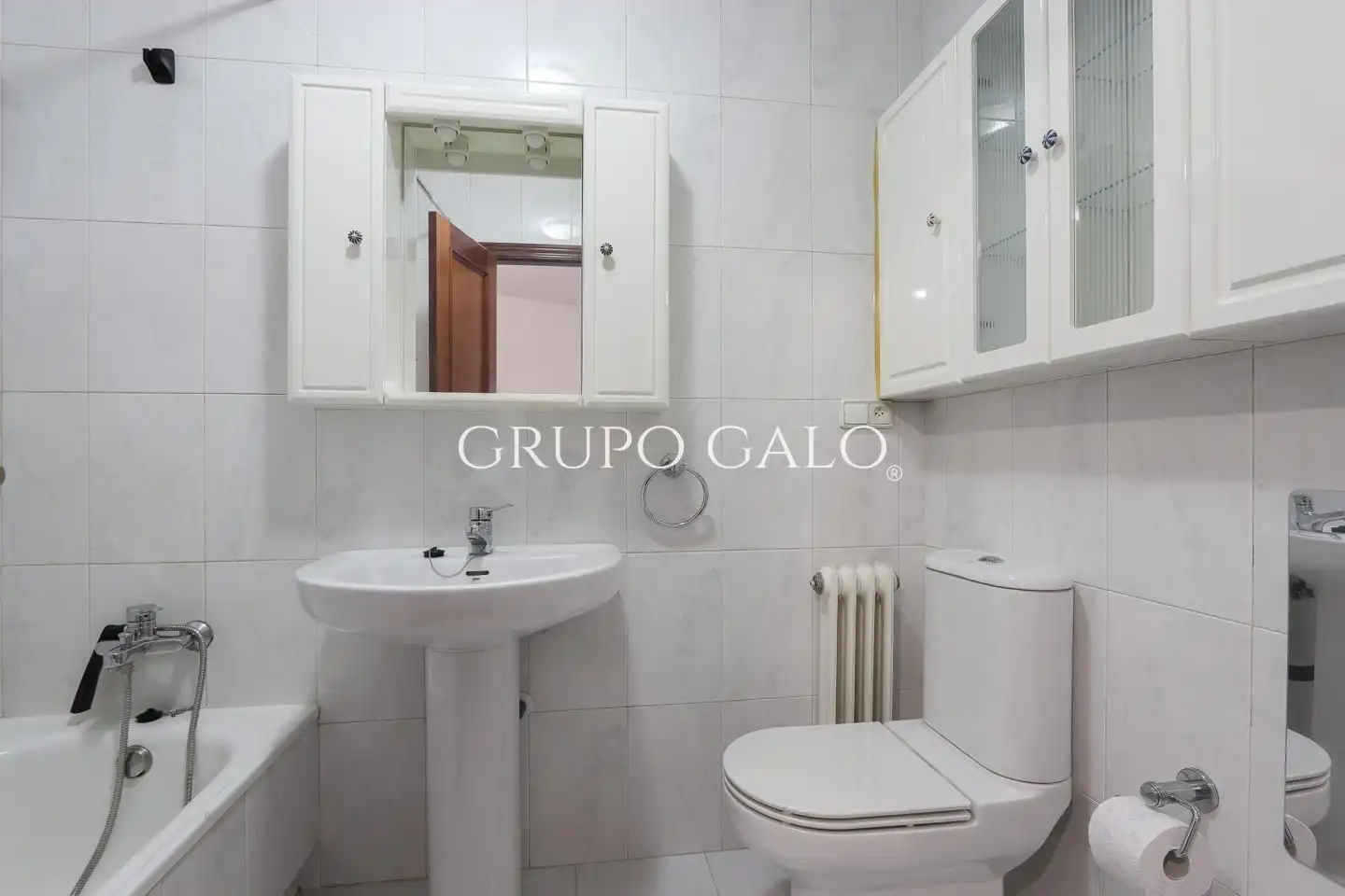 Baño de Dúplex de alquiler en Vigo  con Calefacción, Parquet y Terraza