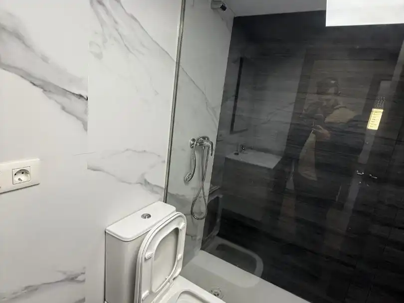 Bany de Pis de lloguer en Centro