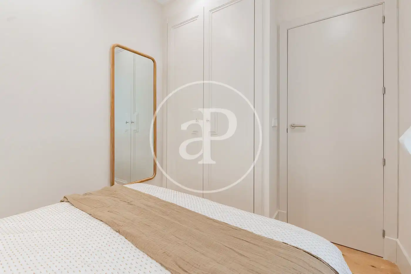 Bedroom of Flat for sale in Madrid  with Air Conditioner and Heating