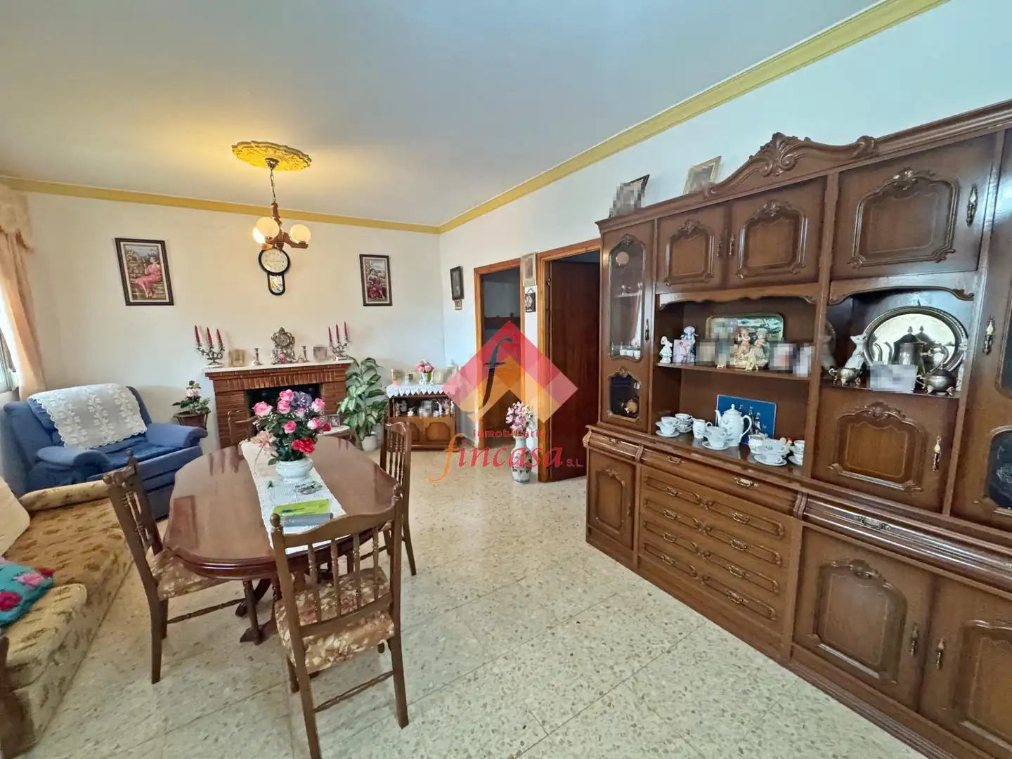 Sala de estar de Finca rústica en venta en Arriate con Calefacción y Jardín privado