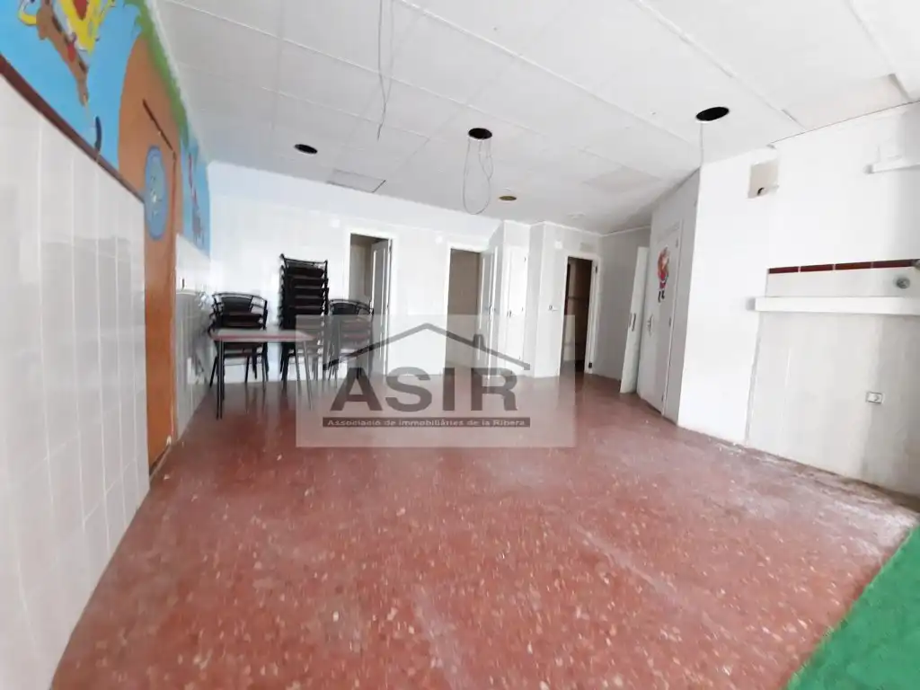 Business premises for sale in Casc Urbà, imagen 5