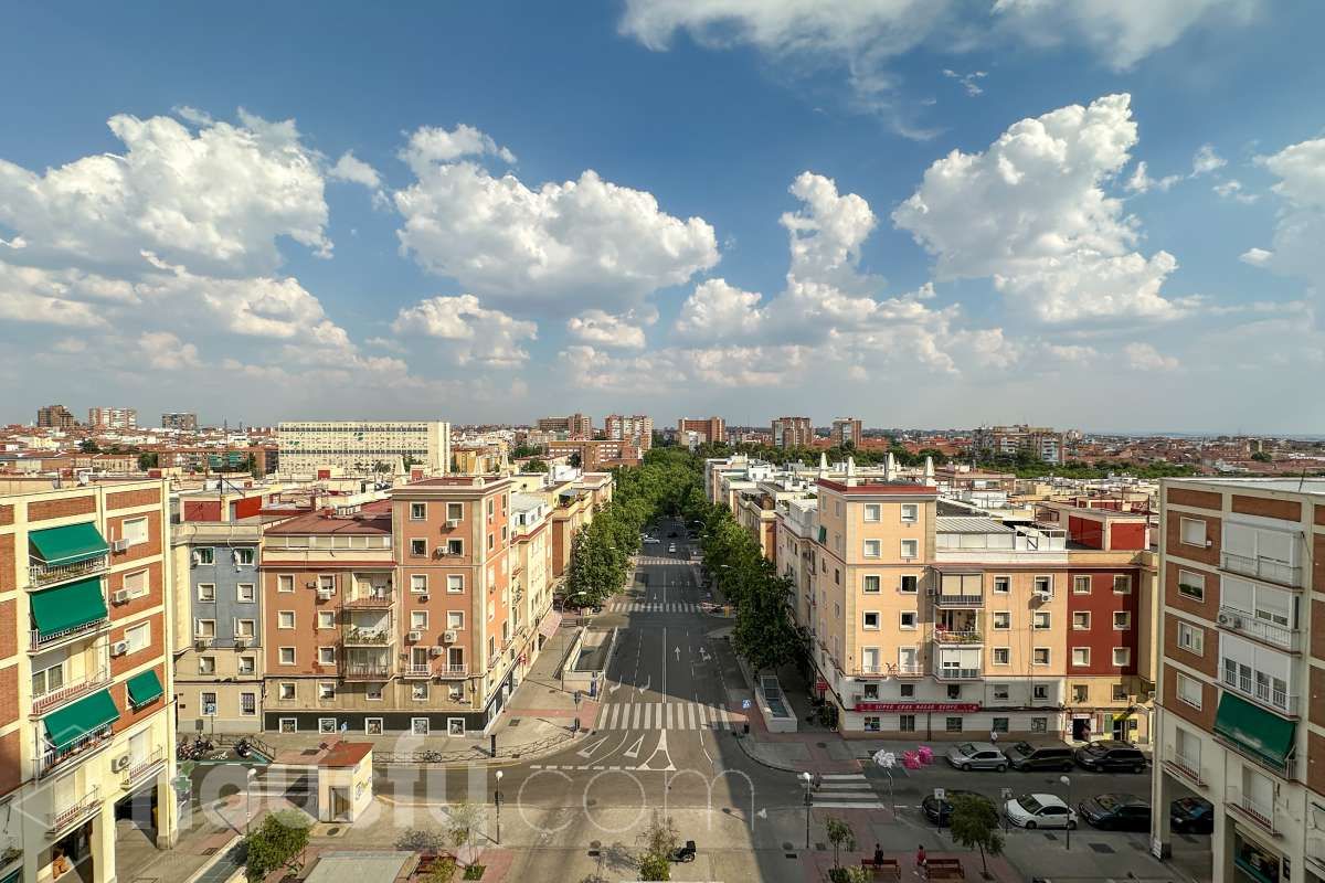 Vista exterior de Pis en venda en  Madrid Capital amb Calefacció i Traster