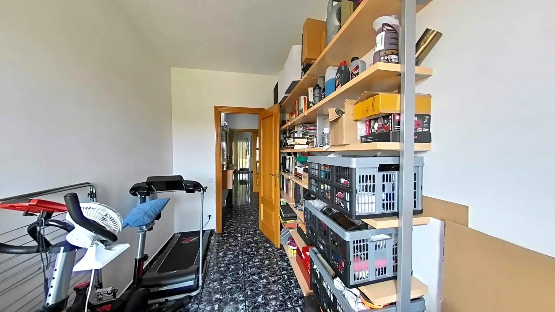 Wohnung zum Verkauf in Sabadell mit Heizung, Parkett und Balkon