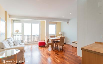 Sala d'estar de Pis en venda en  Almería Capital amb Calefacció, Parquet i Moblat