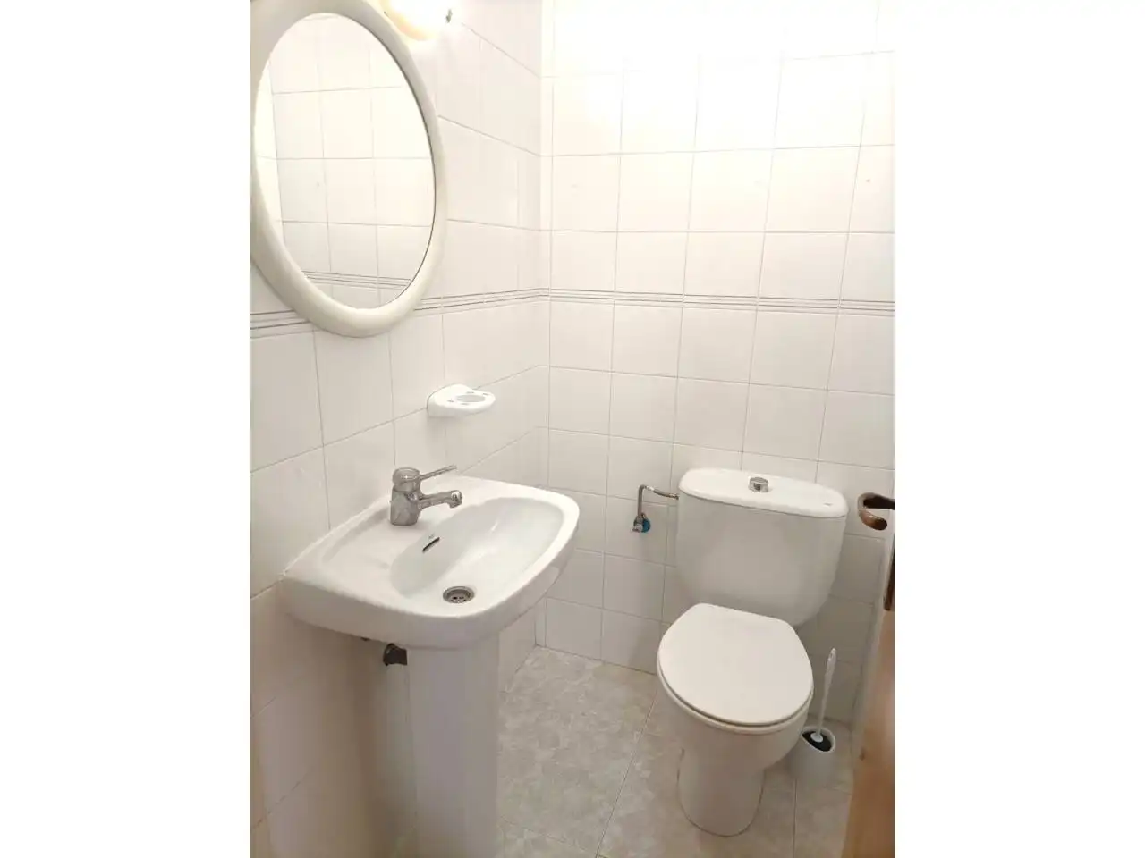 Baño de Piso de alquiler en Vic con Calefacción, Terraza y Trastero