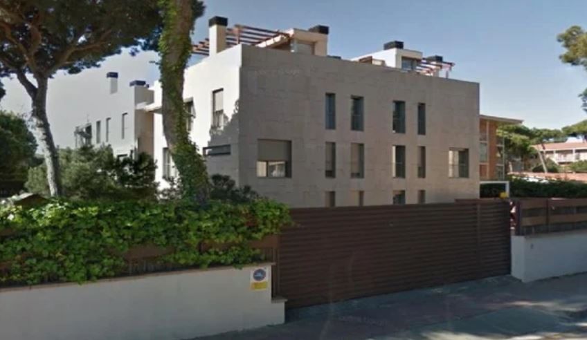 Vista exterior de Garatge en venda en Gavà