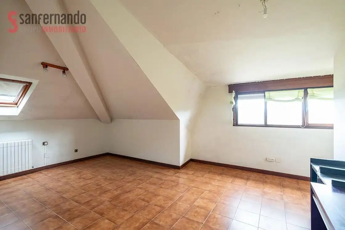 Casa o chalet en venta en Torrelavega  con Calefacción, Jardín privado y Terraza