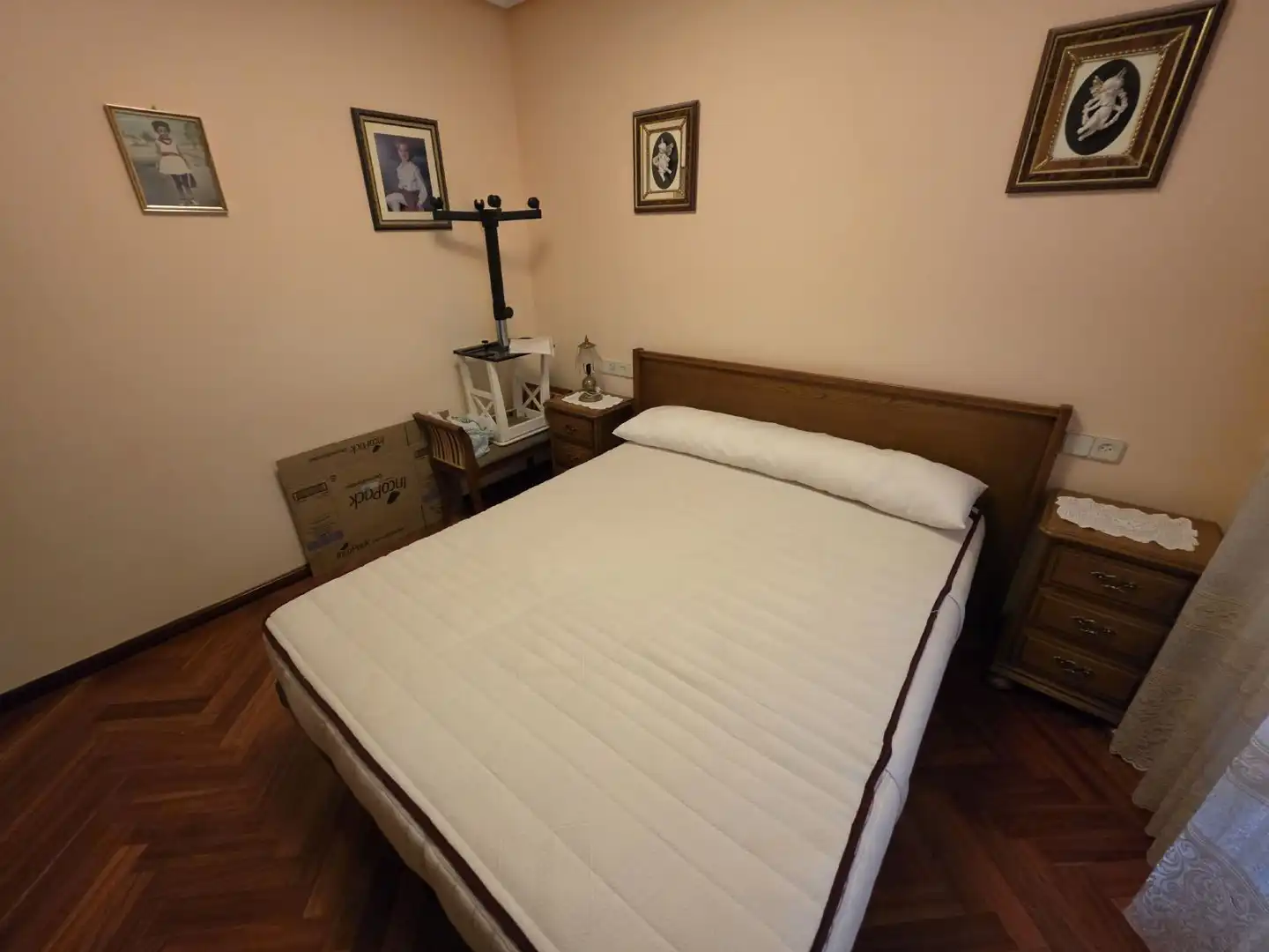 Habitación de Piso en venta en A Coruña Capital  con Calefacción y Trastero