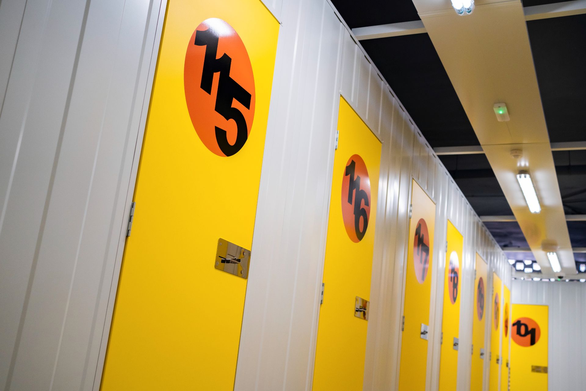 Box room to rent in  Granada Capital