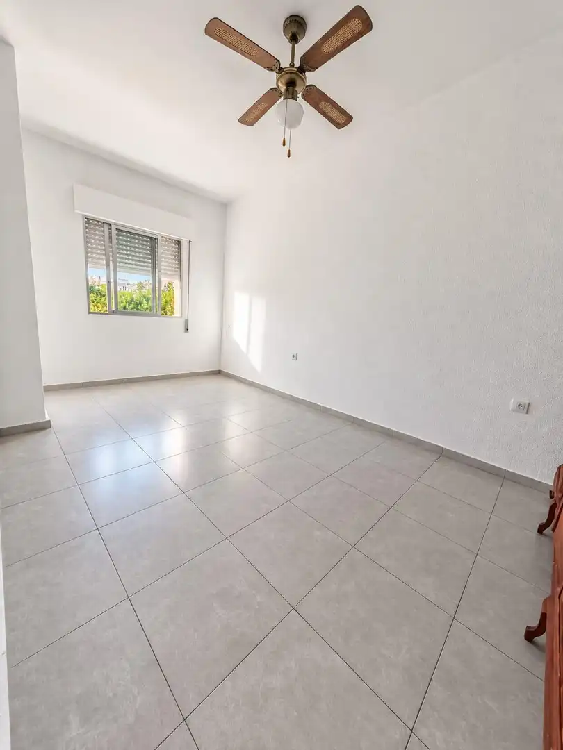 Dormitori de Pis en venda en Badajoz amb Aire condicionat i Balcó