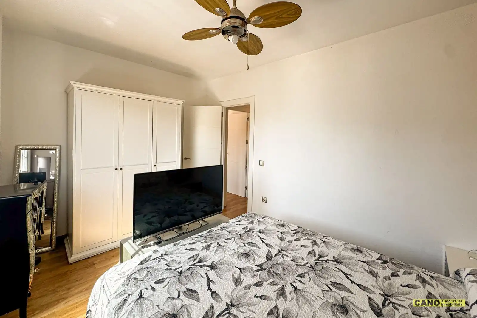 Habitación de Piso en venta en Roquetas de Mar con Terraza, Trastero y Piscina