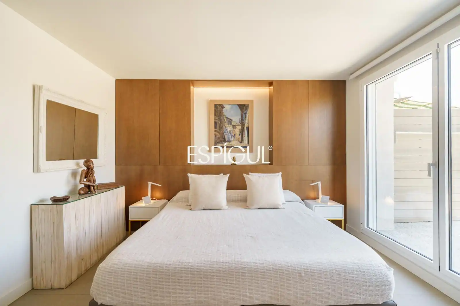 Bedroom of Attic for sale in Barcelona  with Air Conditioner, Heating and Parquet flooring