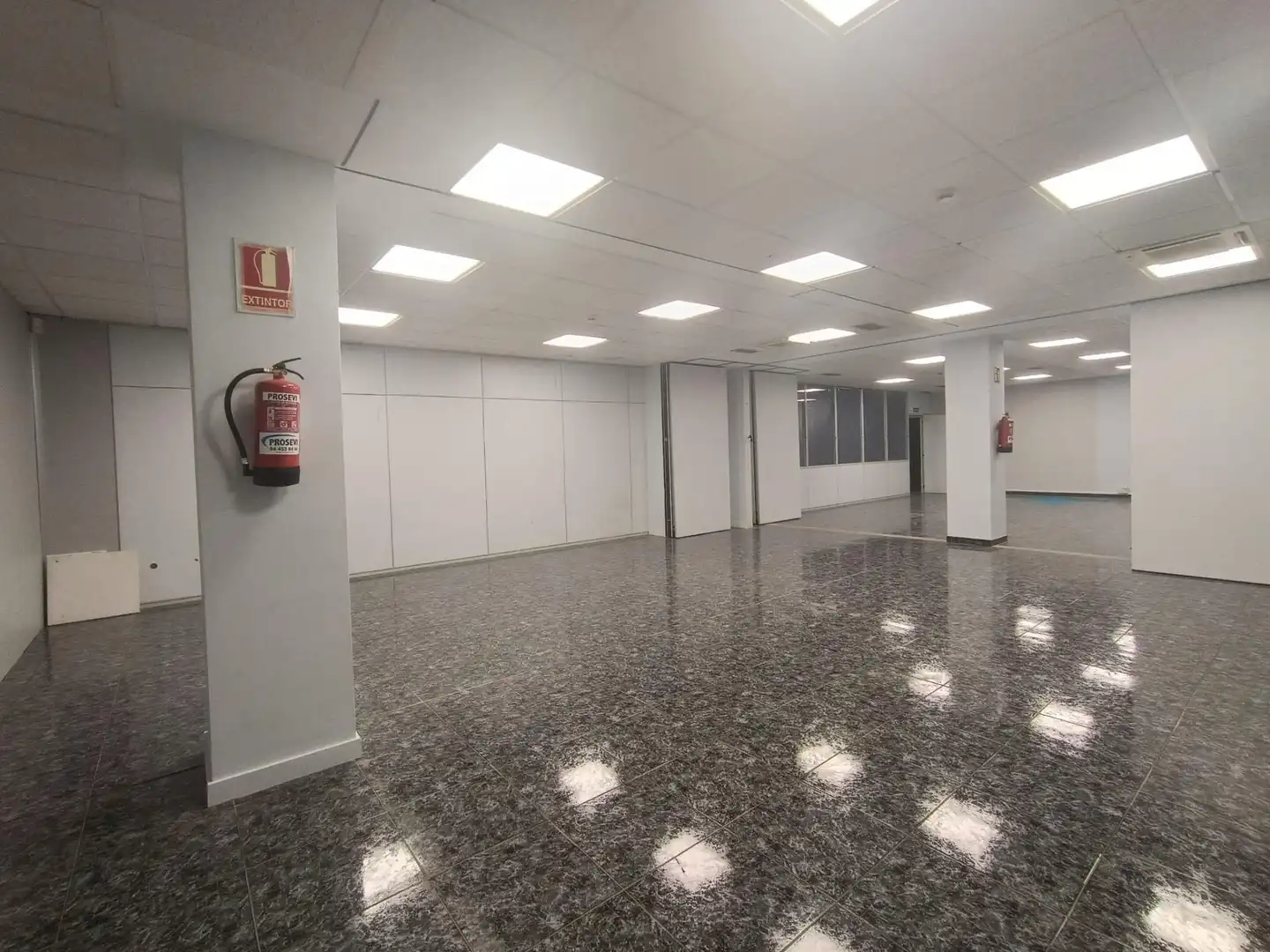 Oficina amb ascensor de lloguer a Bagatza - San Vicente