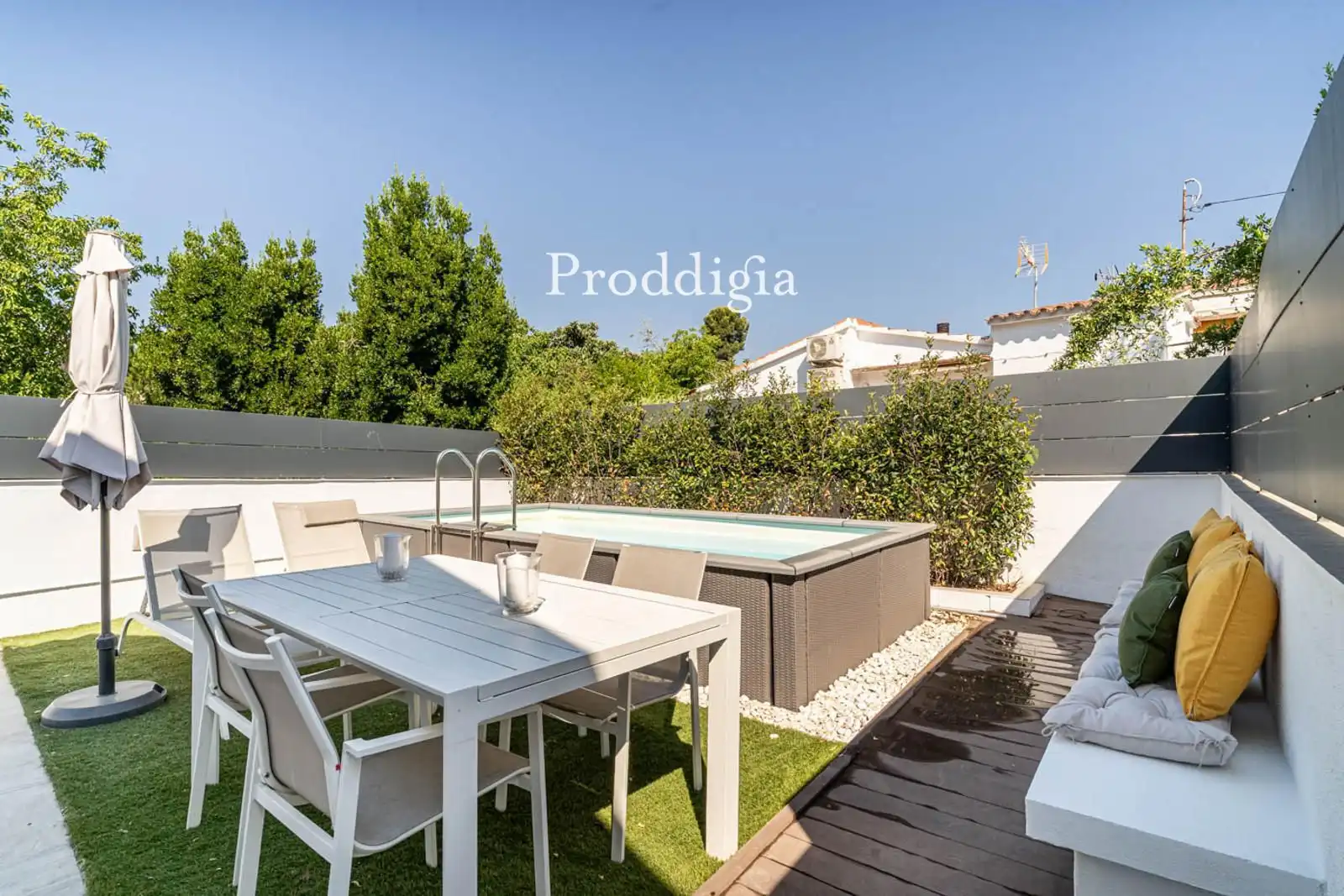 Garden of Houses for rent in Sant Cugat del Vallès  with Air Conditioner, Storage room and Swimming Pool