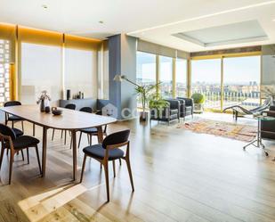 Living room of Flat for sale in  Barcelona Capital  with Air Conditioner, Heating and Terrace