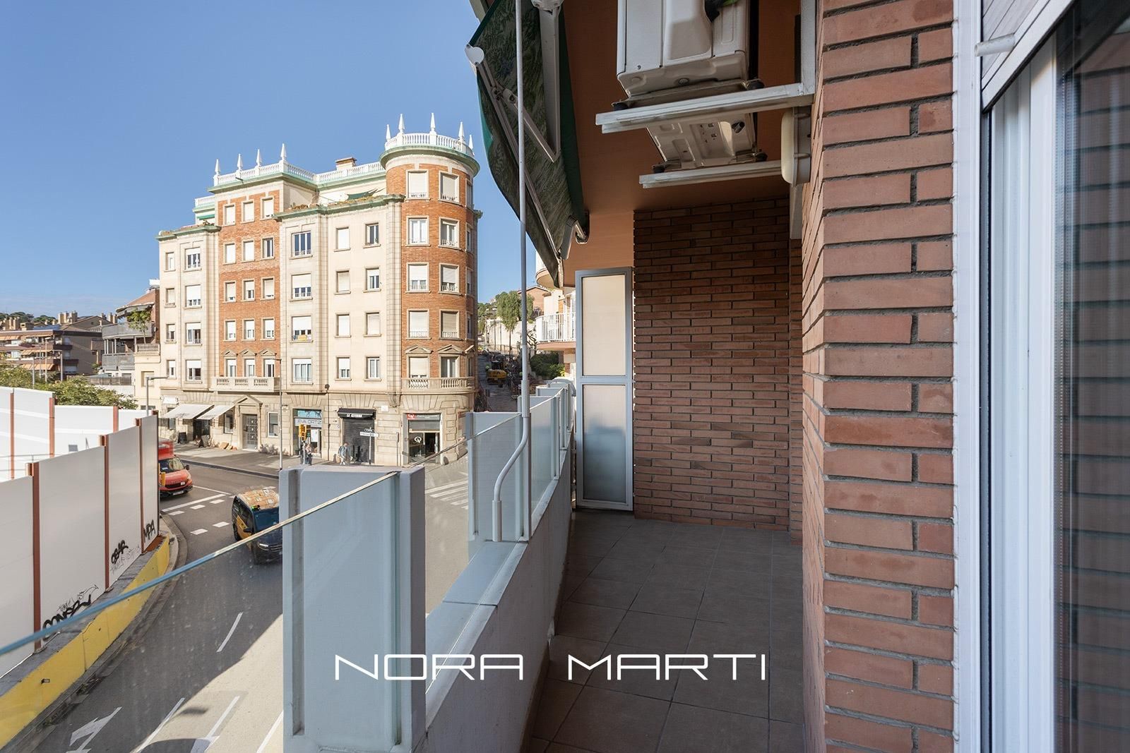 Terrassa de Pis en venda en  Barcelona Capital amb Calefacció, Parquet i Terrassa