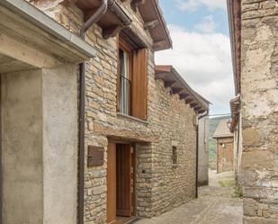 Vista exterior de Finca rústica en venda en Sabiñánigo amb Calefacció, Jardí privat i Terrassa