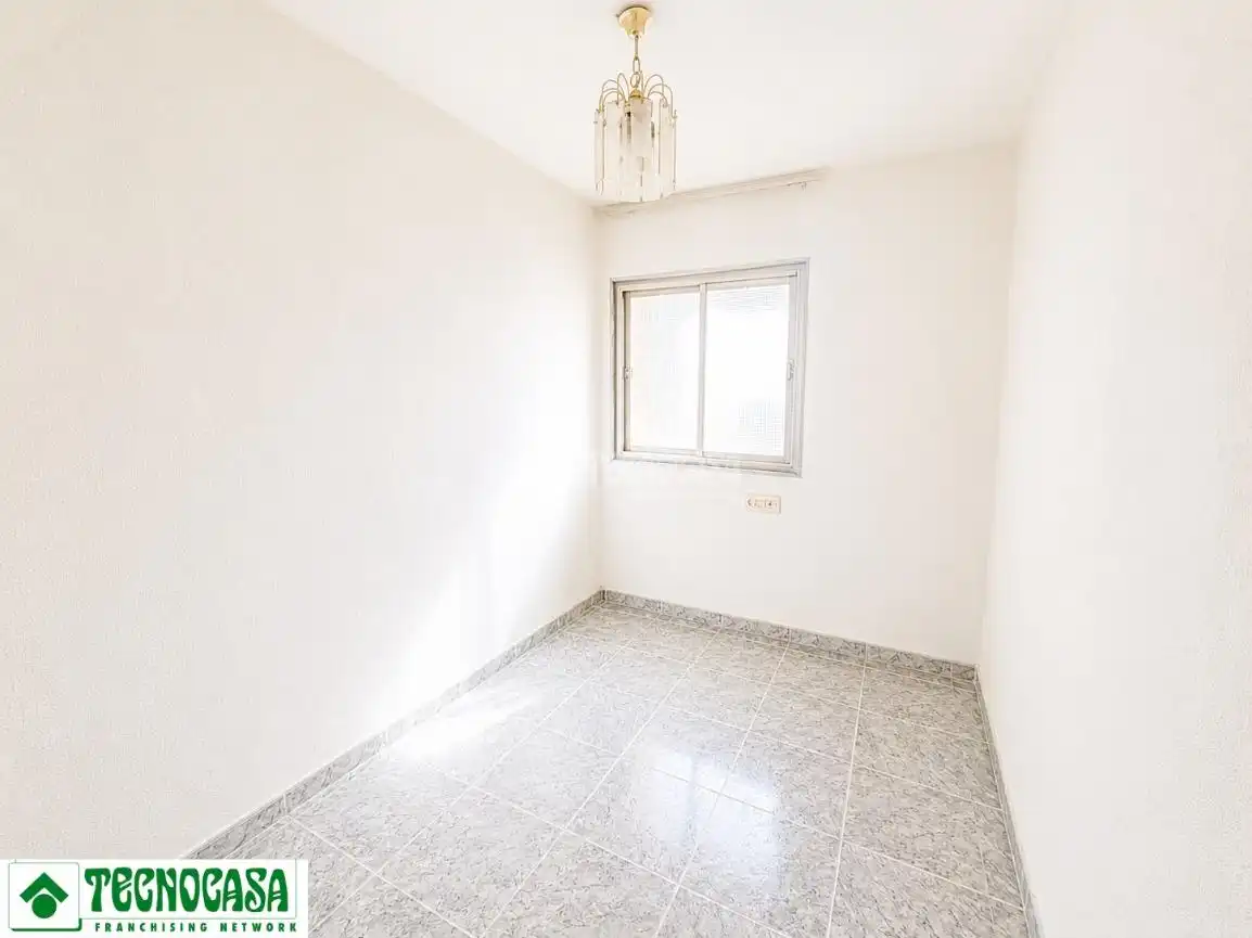 Bedroom of Flat for sale in Manises  with Air Conditioner, Heating and Balcony