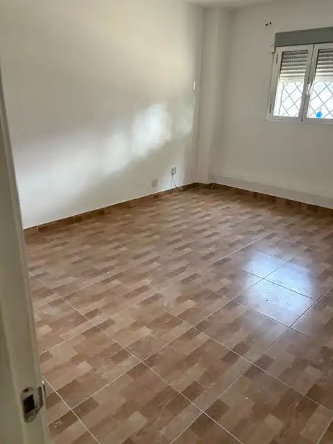 Flat with lift for sale in Calle de Domingo Párraga, imagen 3