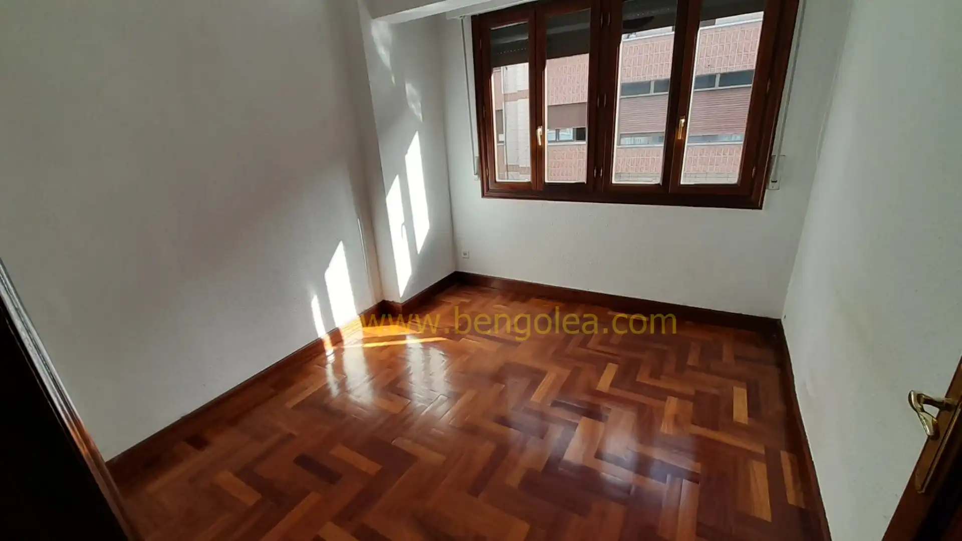 Bedroom of Flat for sale in Kabiezes