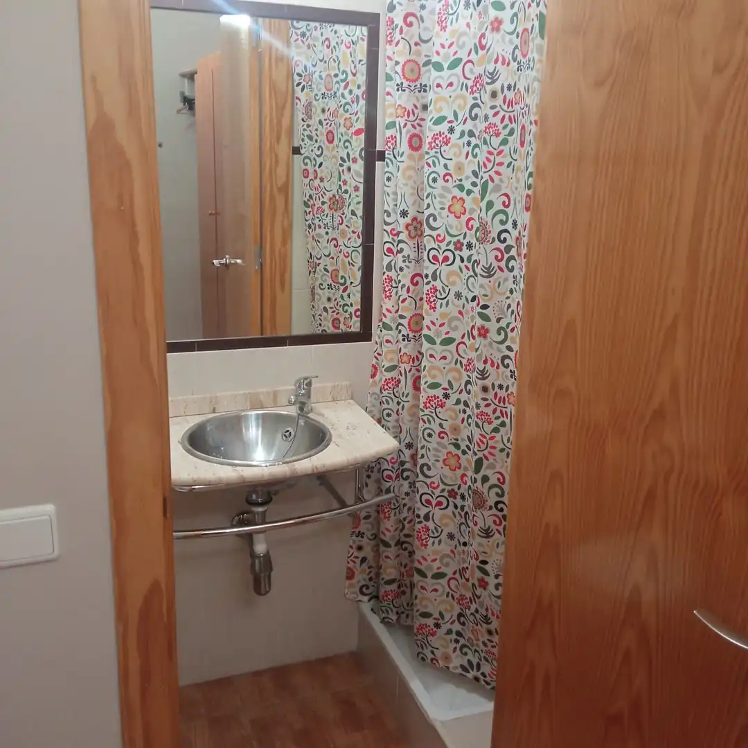Bathroom of Flat for sale in Córdoba  with Air Conditioner, Terrace and Storage room
