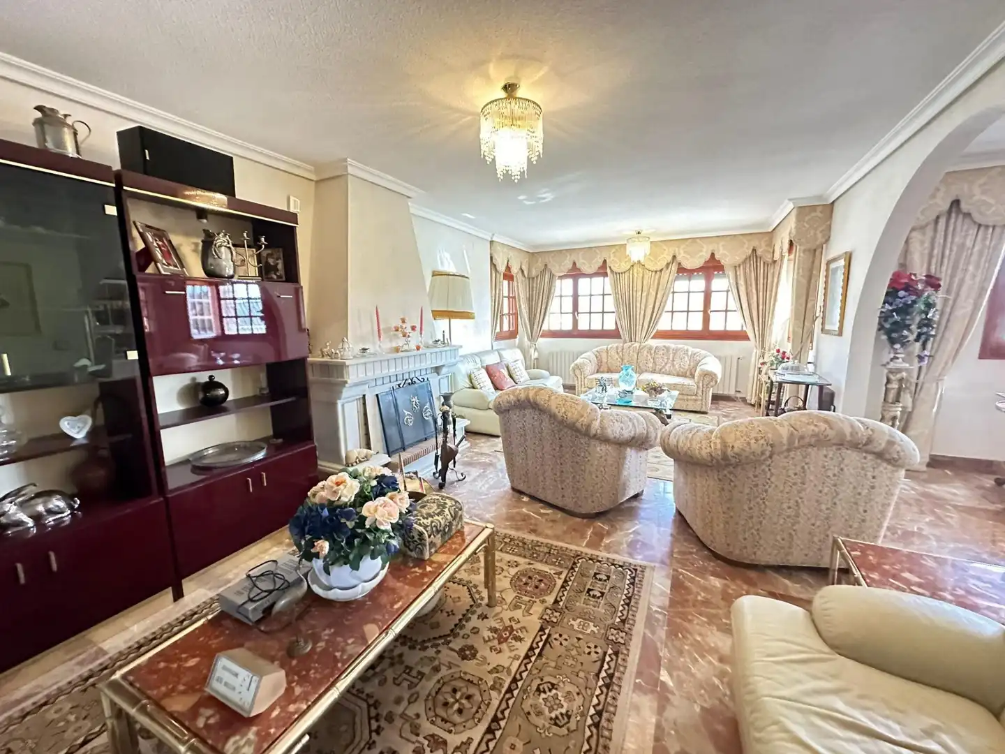 Sala d'estar de Casa o xalet en venda en Alicante / Alacant amb Jardí privat, Terrassa i Traster