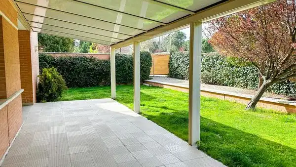 Terraza de Piso de alquiler en Madrid con Aire acondicionado, Jardín privado y Trastero
