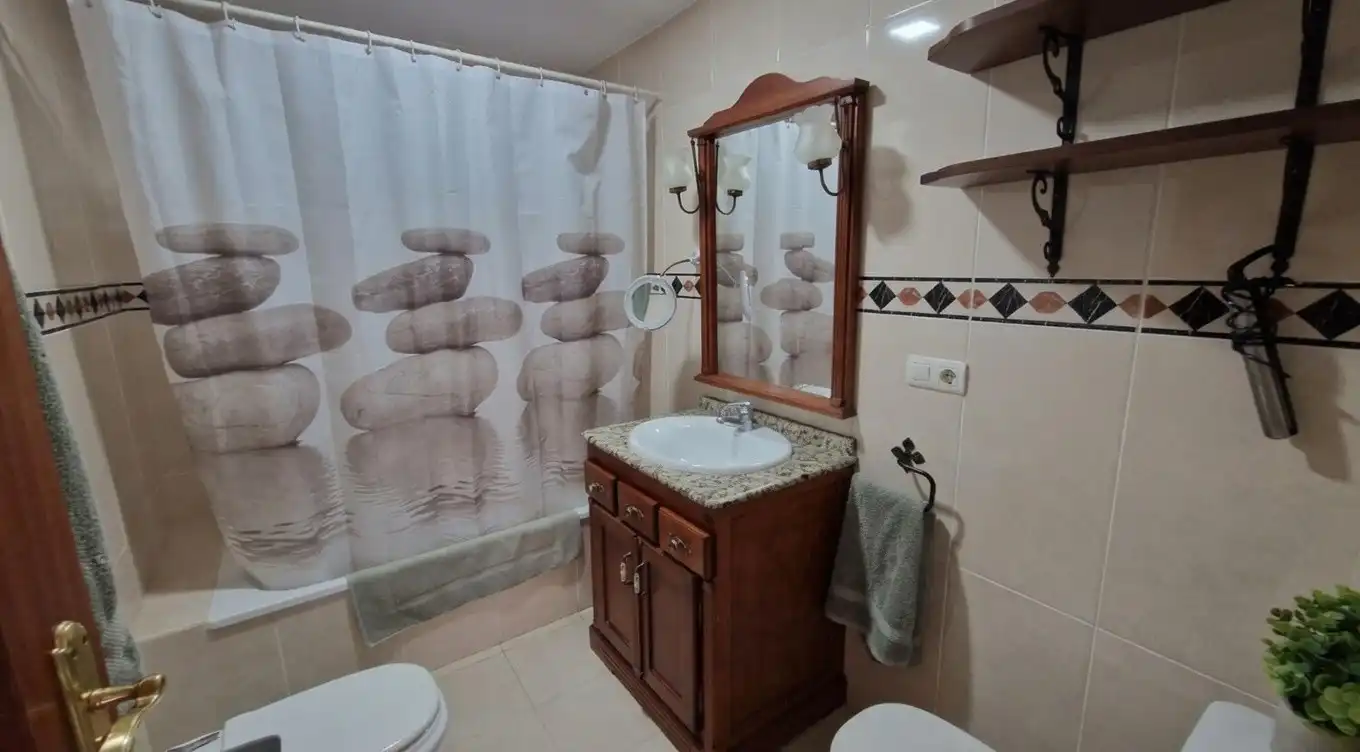 Badezimmer von Wohnungen zum Verkauf in Estepona mit Terrasse und Abstellraum