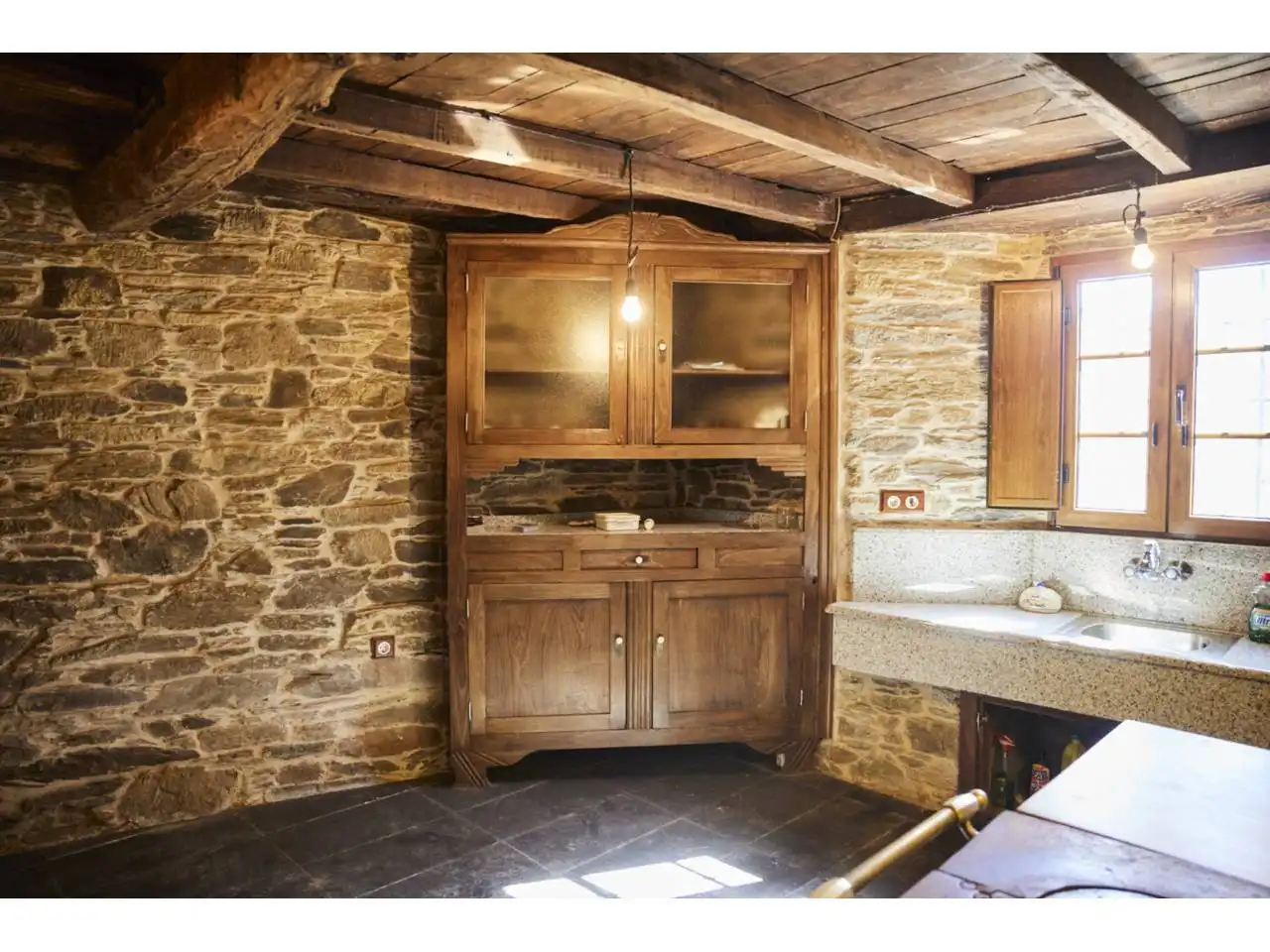 Cuina de Casa o xalet en venda en Baleira