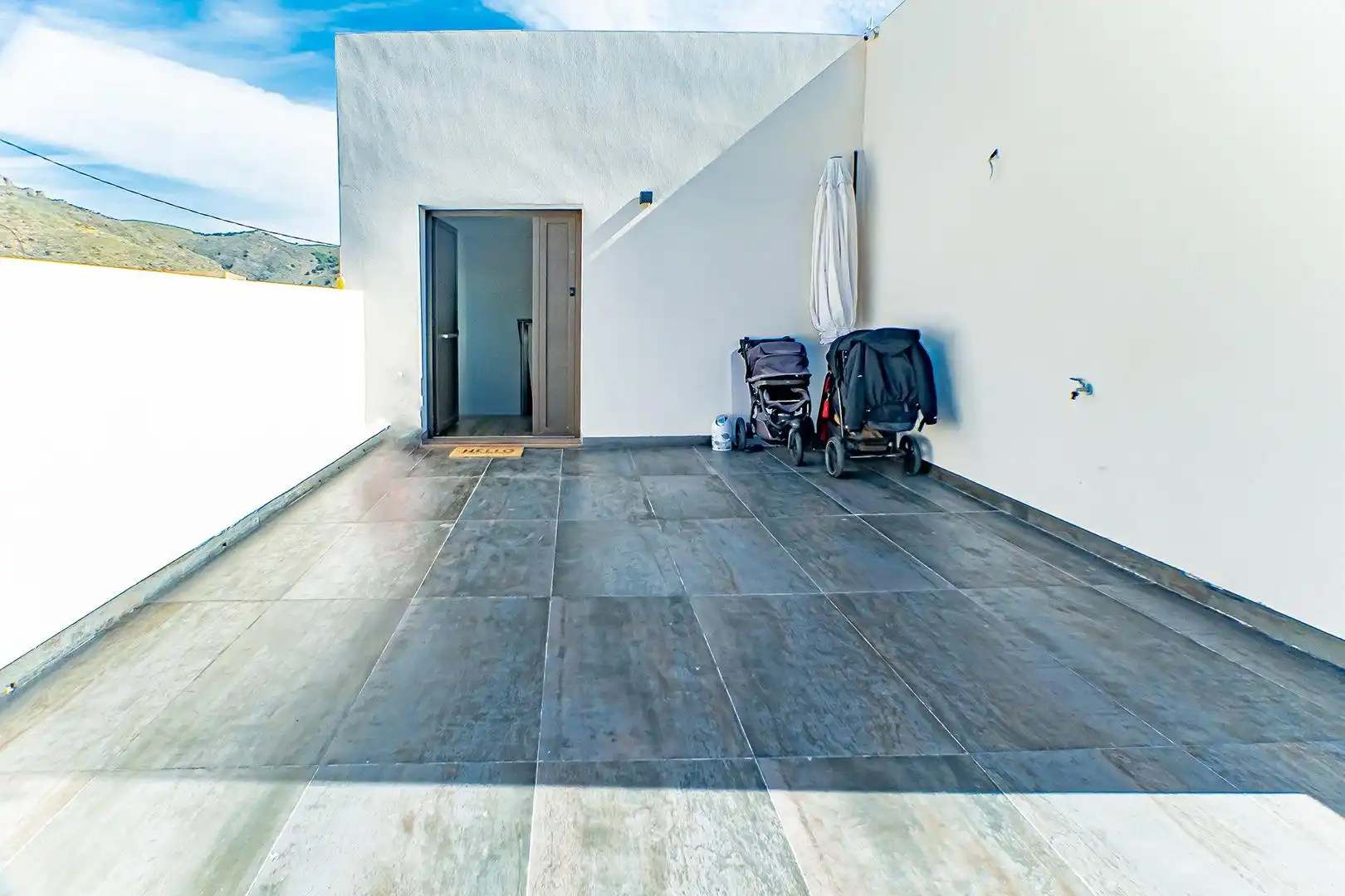 Terrassa de Casa o xalet en venda en Felix amb Jardí privat, Piscina i Balcó