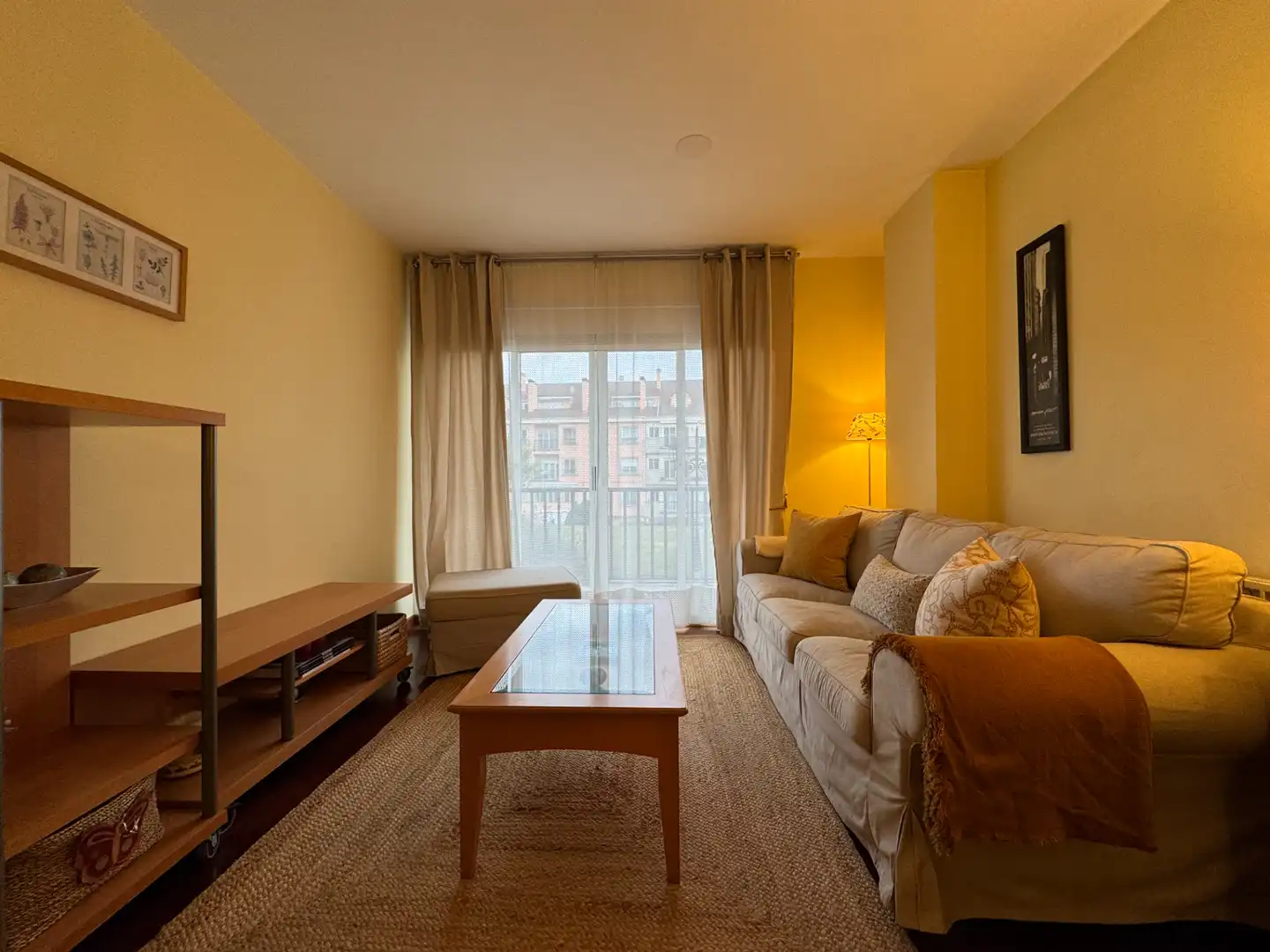 Wohnung zur Miete in Travesía de Cacheiras, Teo