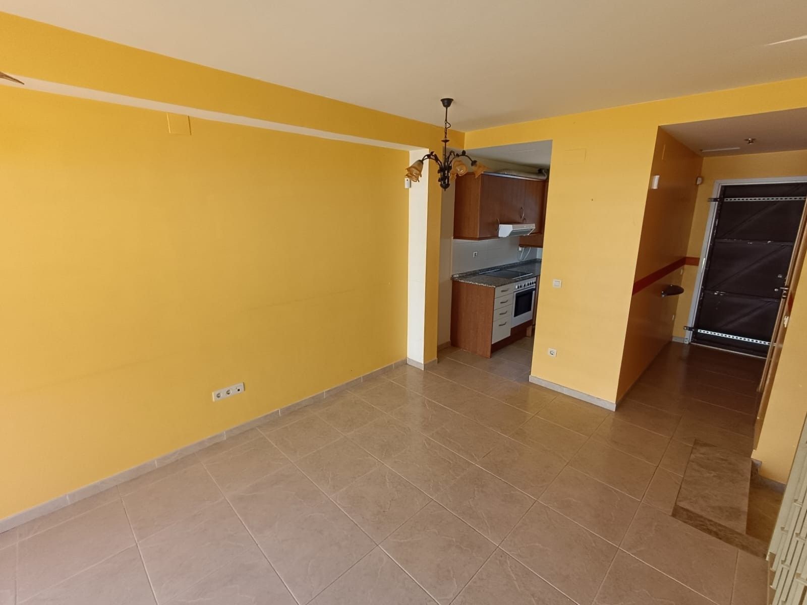 Casa adosada en venda en Mont-roig del Camp amb Piscina