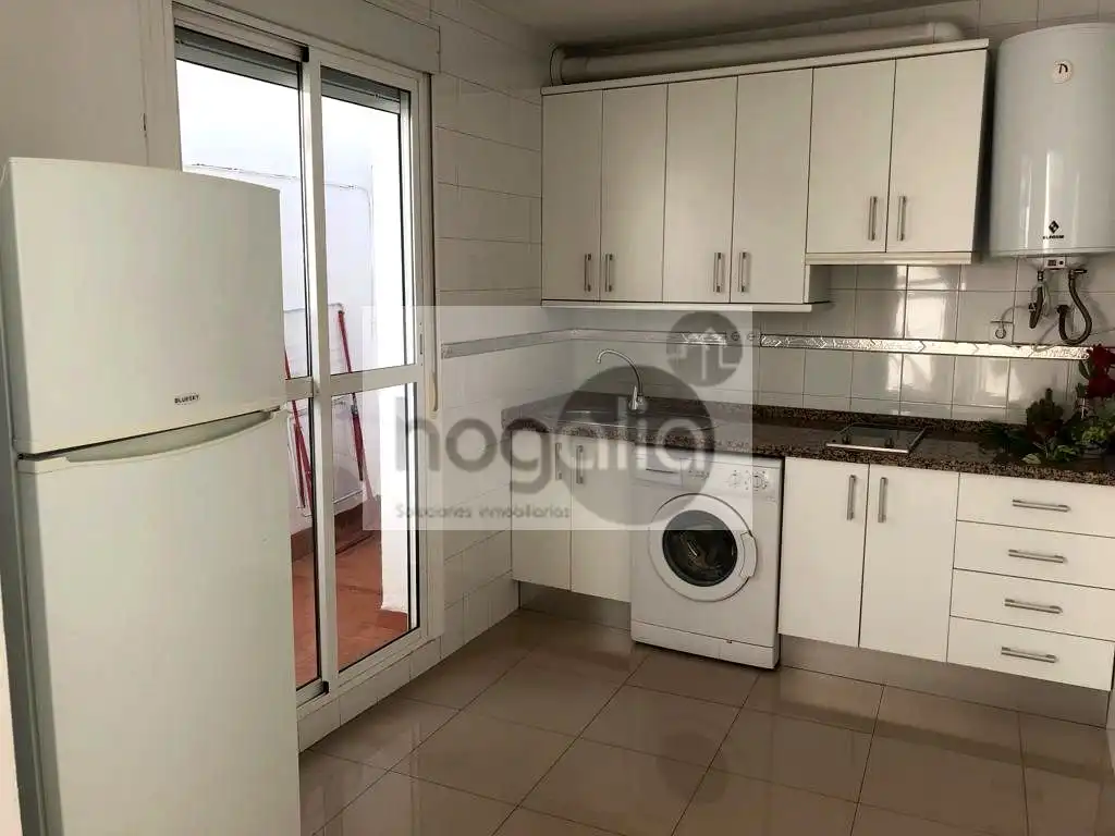 Cocina de Ático de alquiler en Sevilla con Aire acondicionado, Terraza y Amueblado