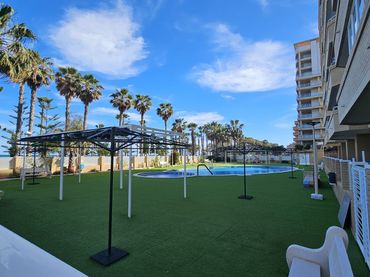 Apartment with pool for sale in Amplaries 41