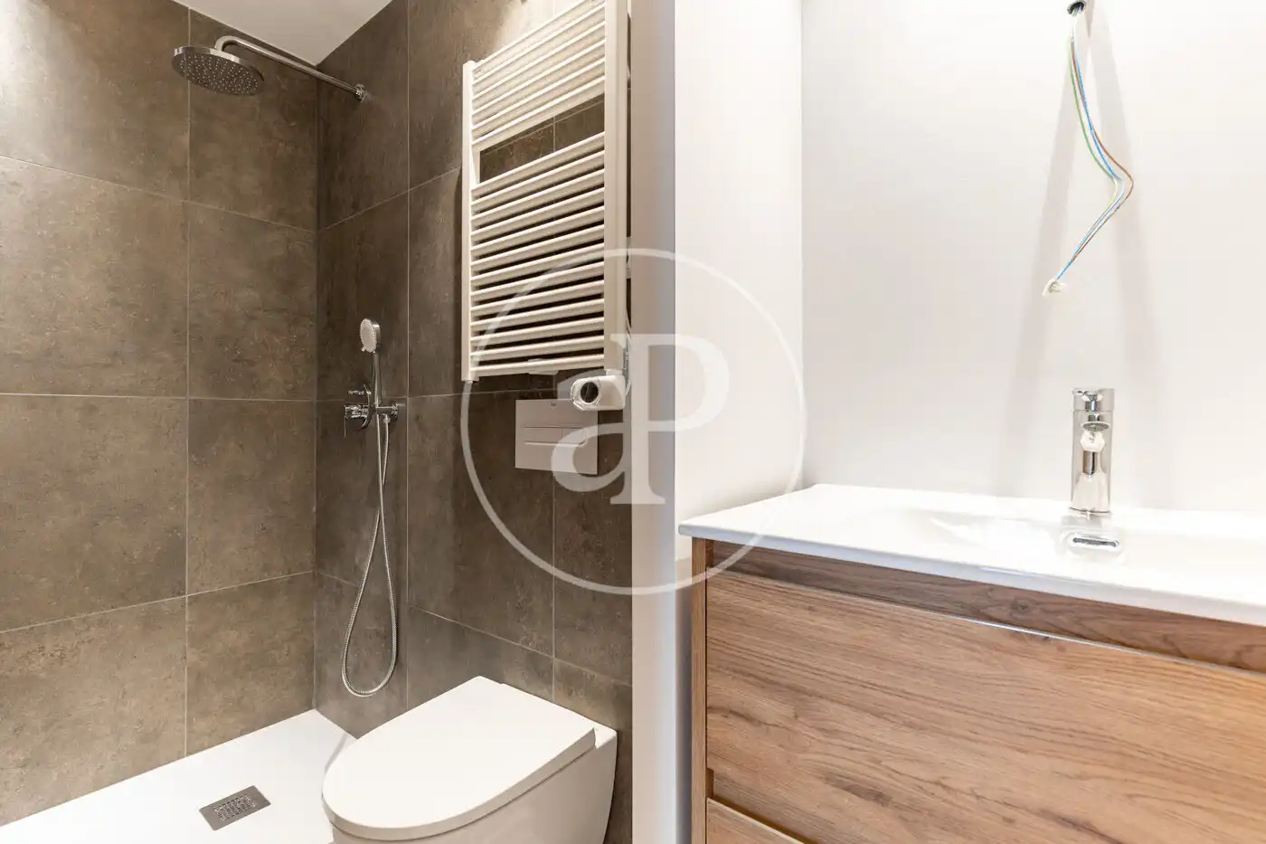 Bathroom of Flat for rent in Sant Cugat del Vallès  with Heating and Terrace