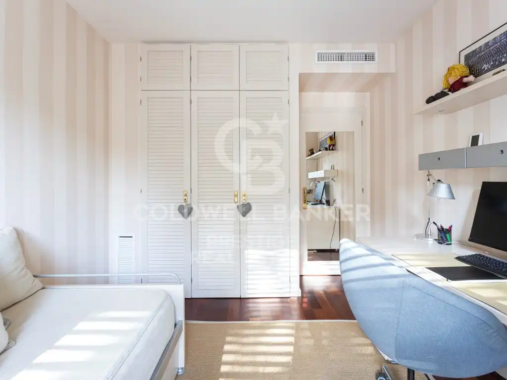 Habitación de Piso en venta en Barcelona con Jardín privado, Terraza y Piscina comunitaria