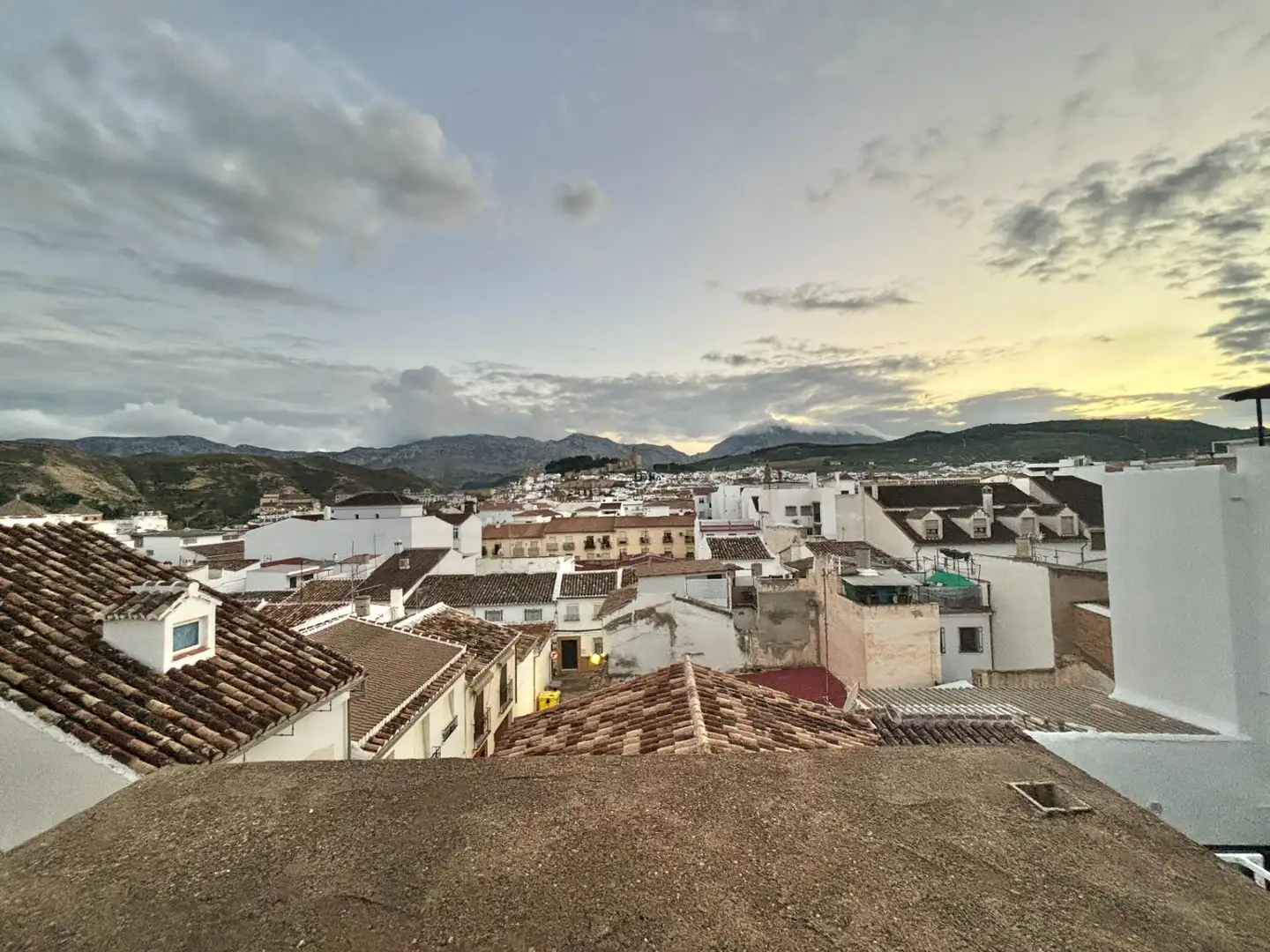 Casa adosada en venda a Cueva de Menga