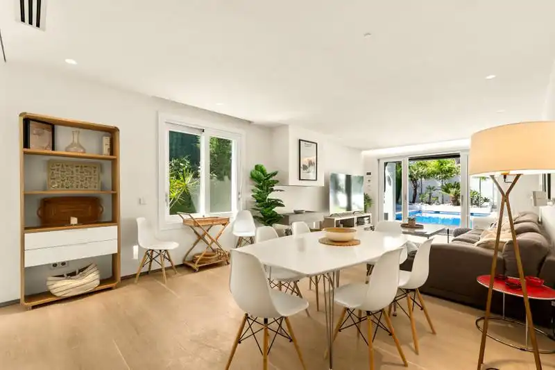 Dining room of Houses for rent in Marbella  with Air Conditioner, Private garden and Terrace
