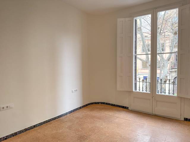Piso en Venta en Carrer SANTS, 51 en Sants