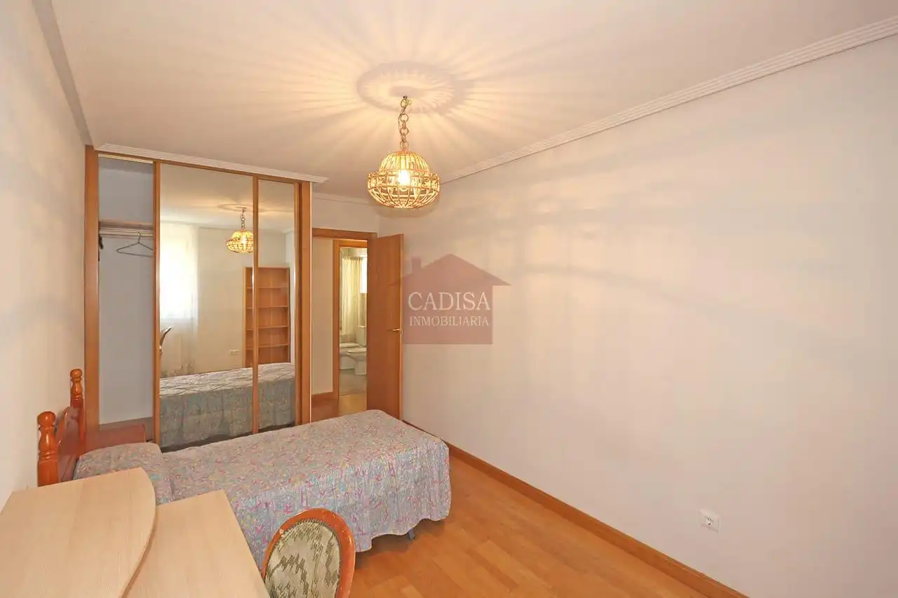 Bedroom of Flat for rent in Salamanca  with Heating, Storage room and Furnished
