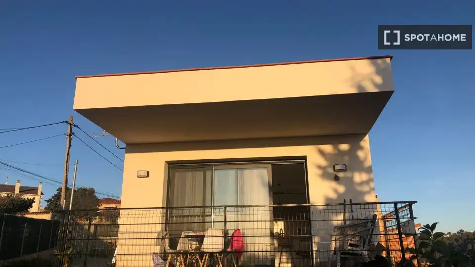 Exterior view of Flat for share in Rubí  with Air Conditioner, Heating and Furnished
