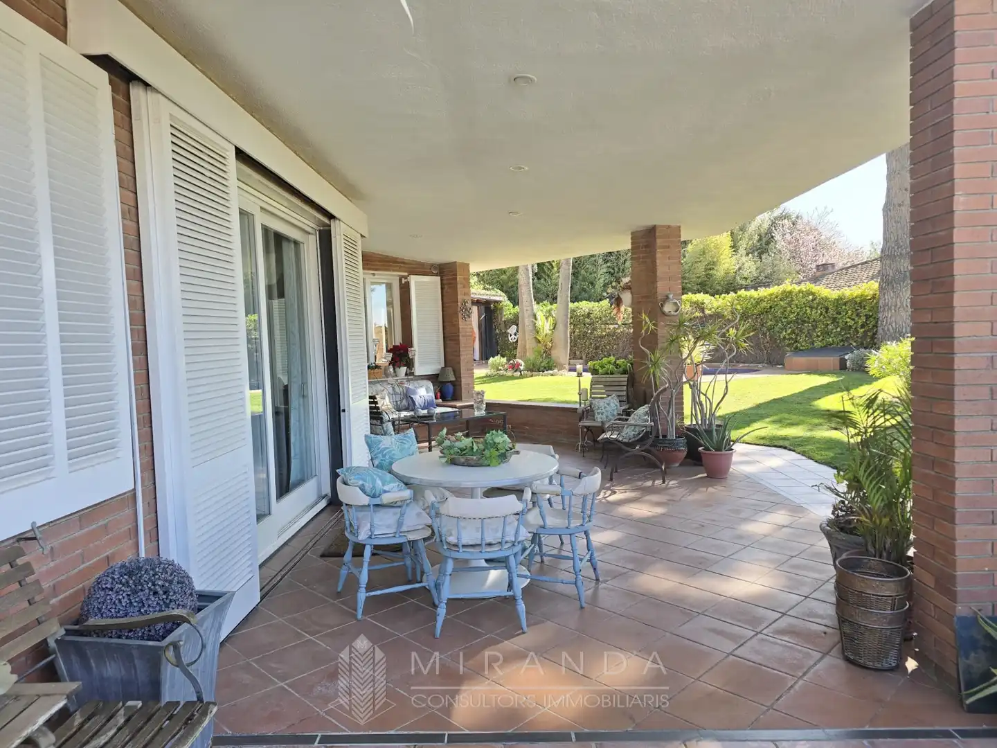 Villa con terrazza in vendita a Avinguda de les Bilbenyes, imagen 23