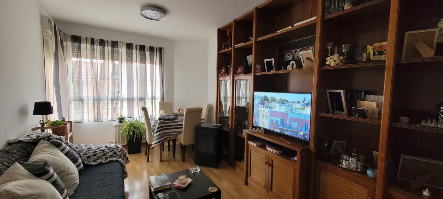 Living room of Flat for sale in  Albacete Capital  with Heating and Balcony