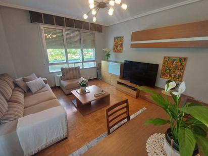 Living room of Flat for sale in Vitoria - Gasteiz  with Heating, Parquet flooring and Terrace