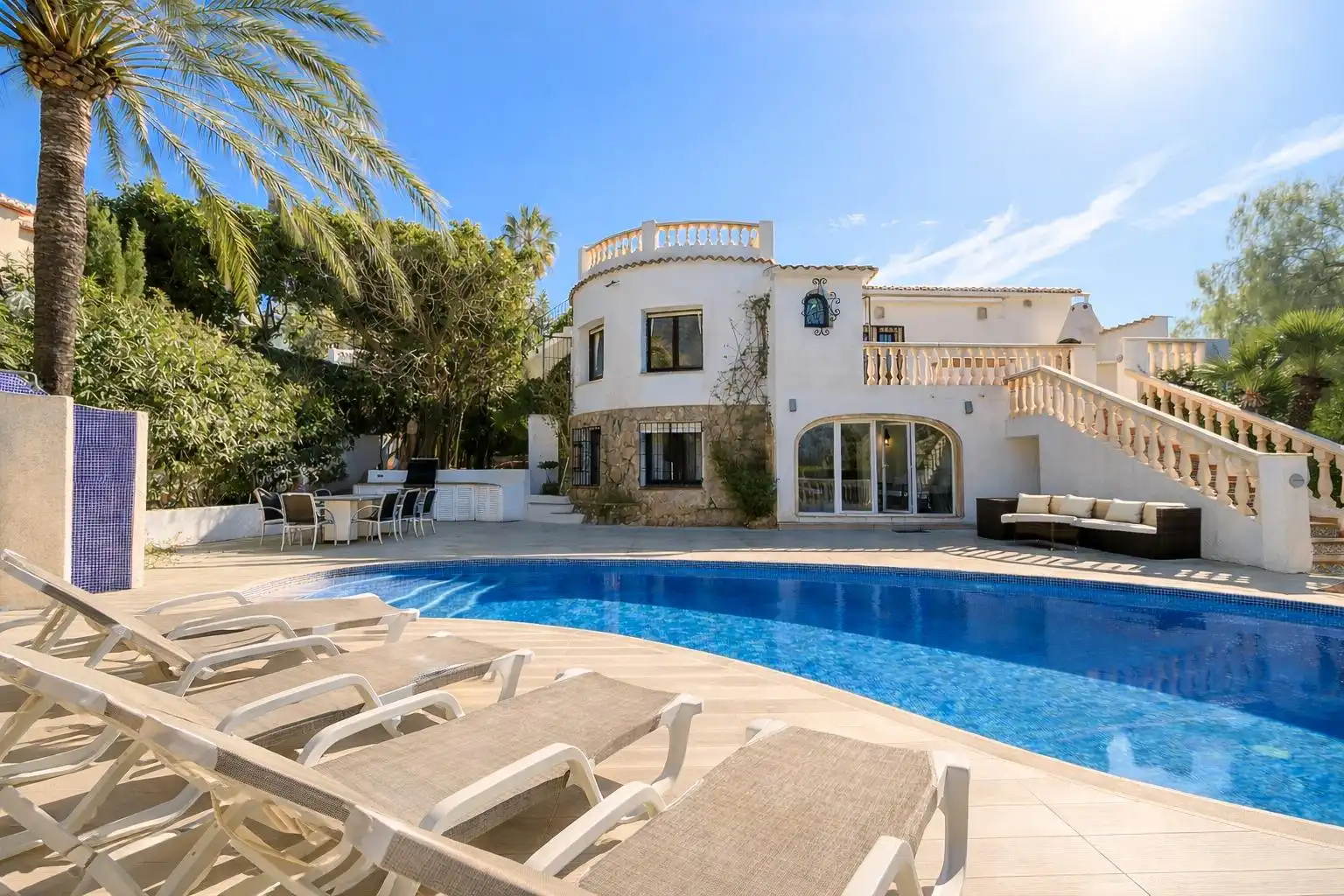House with pool for sale in Portichol - Balcón al Mar