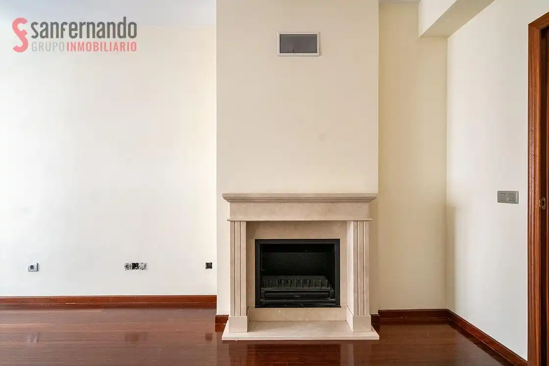 Wohnzimmer von Wohnung zum Verkauf in Torrelavega  mit Terrasse und Balkon