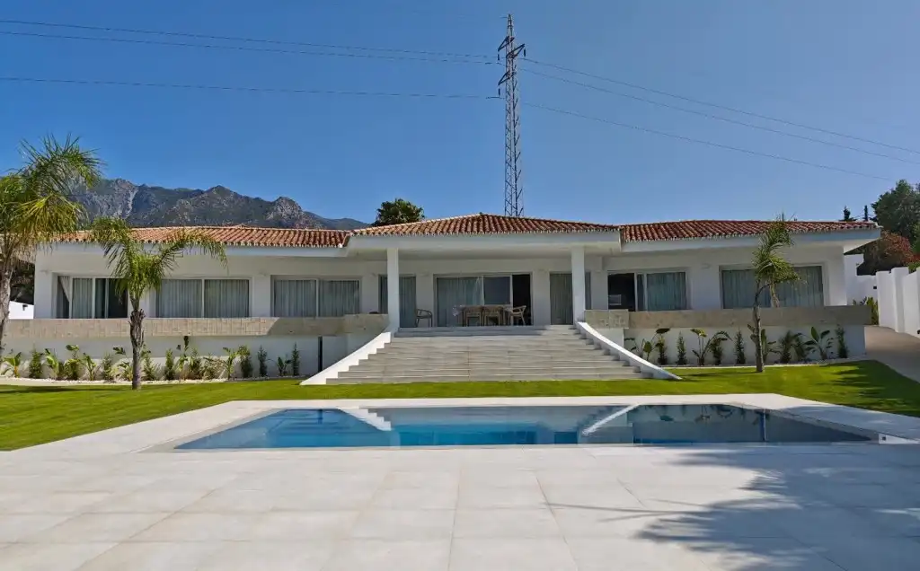 Chalet con piscina en venta en Marbella Centro