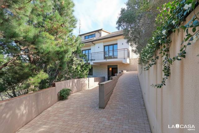 Casa-chalet en Venta en Carrer Josep Echegaray en La Miranda